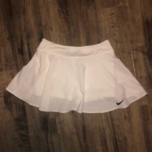 Nike women’s tennis skirt